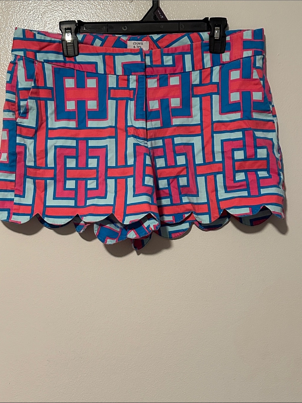 crown & ivy Blue and Pink Geometric Scallop Hem Shorts